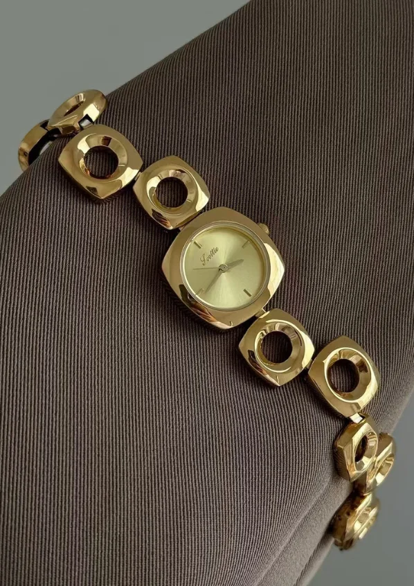 Scottie Brand Watch (18k Gold Plated)