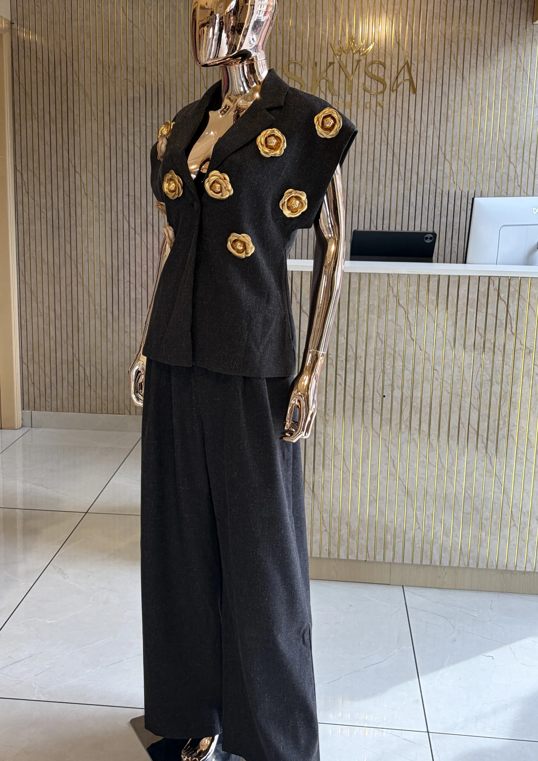 Floral Applique Wide-Leg Co Ord Set