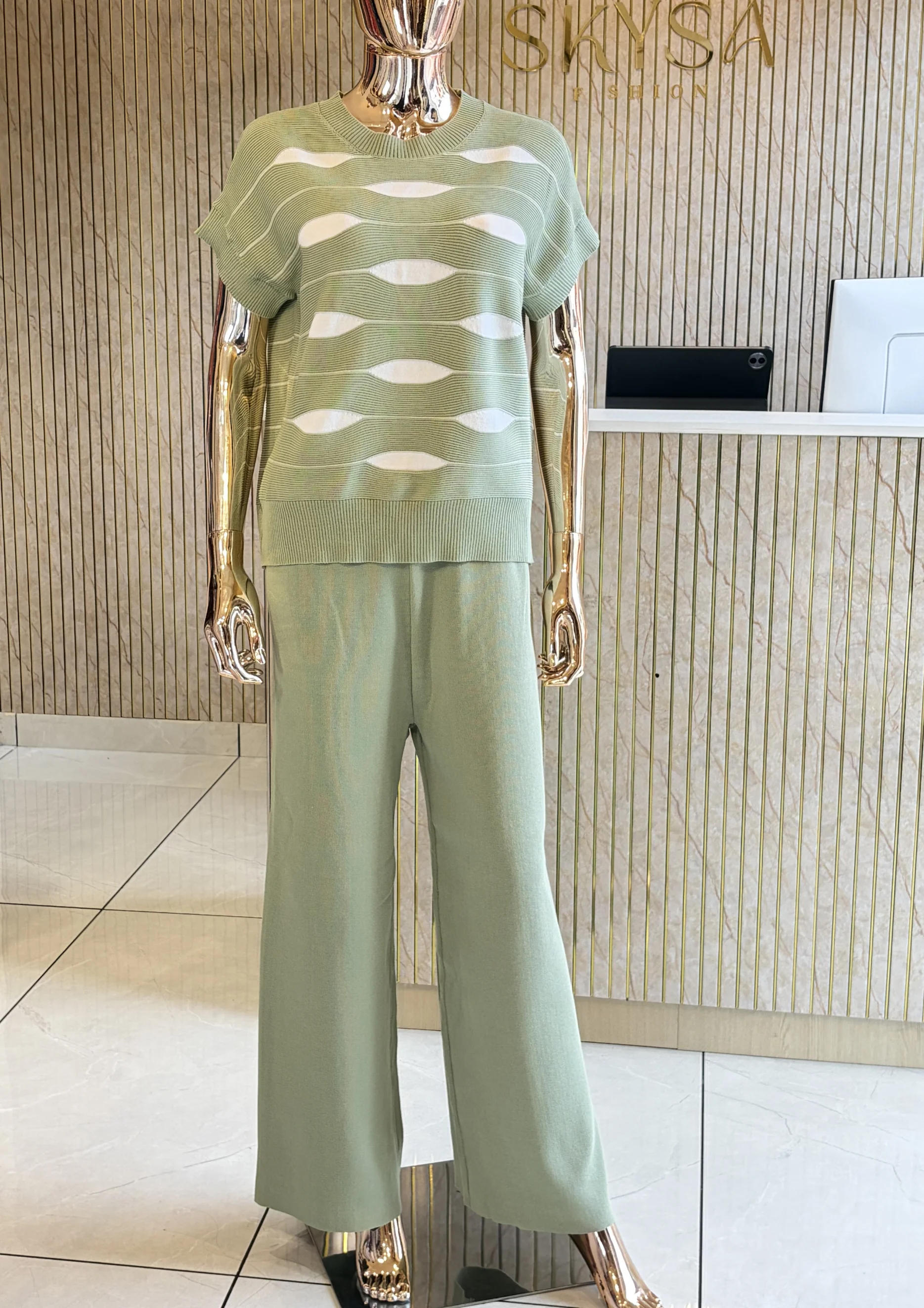 Knitted Wide-Leg Co Ord Set
